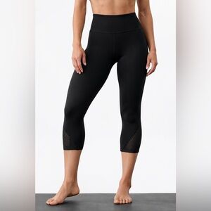 VOGO Athletica Black Mesh Detail Capris